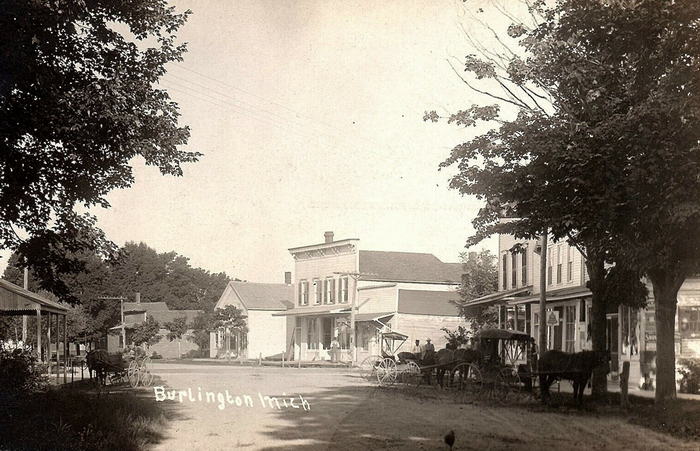 Burlington - Old Postcards And Photos (newer photo)